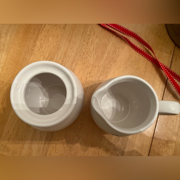 Rae Dunn Artisan Collection Cream & Sugar Set - Picture 5 of 6